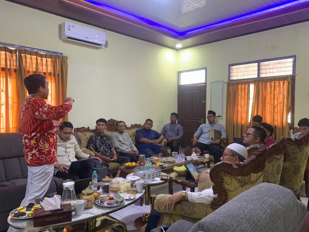 Pelatihan Web Developer Bersama Rinov Waludyantoro Digelar di Pondok Pesantren Al-Mujtama’ Al-Islami Lampung